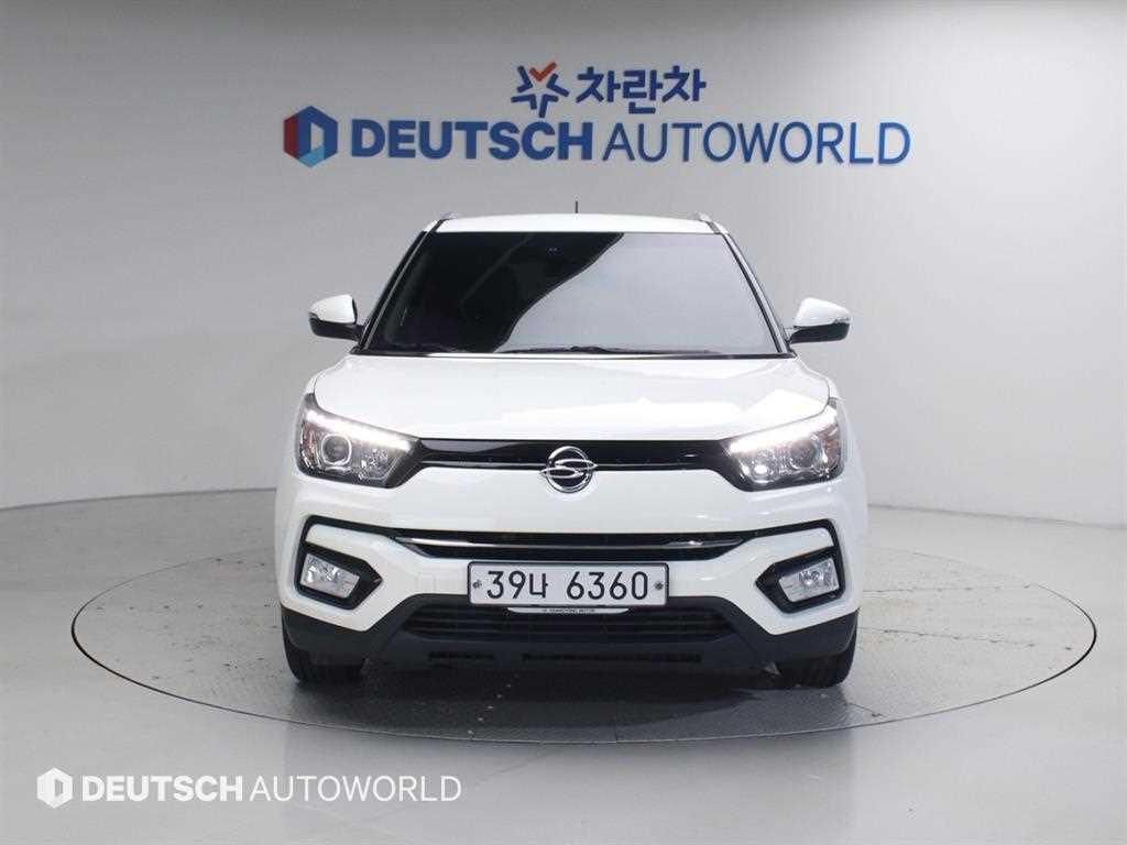 Ssangyong Tivoli - Vista 3