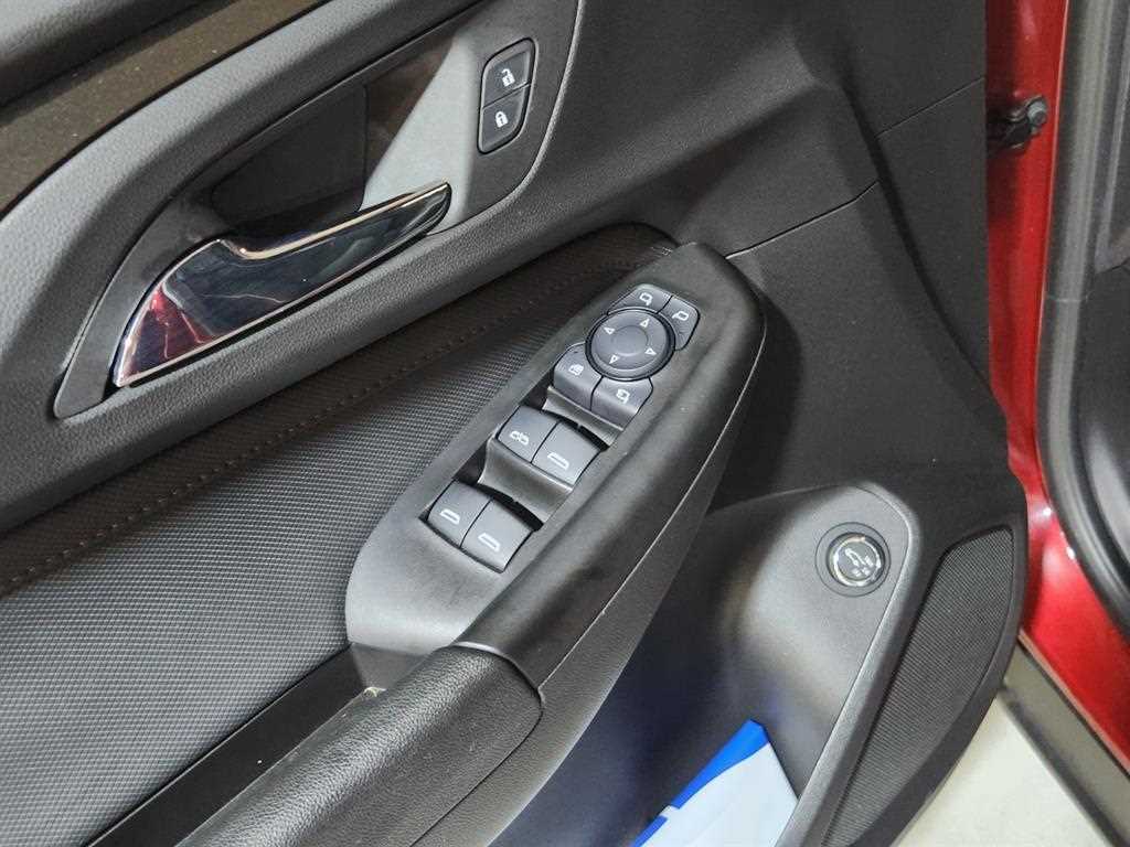 Chevrolet Trail Blazer 2020 Rojo - Importación desde Corea - HF Imports Iquique - Foto 13