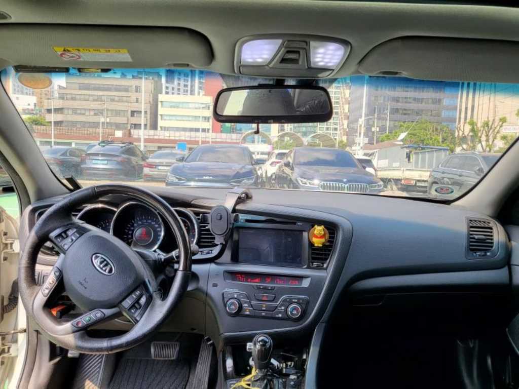 KIA K5 - Vista 7