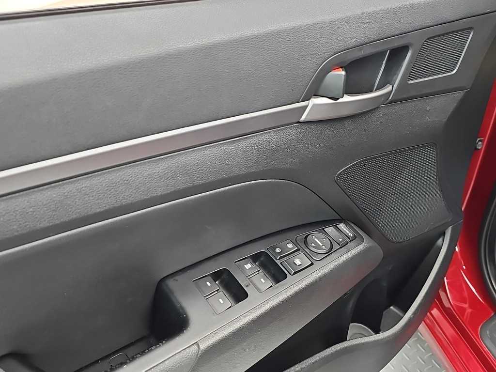 HYUNDAI Avante 2015 Rojo - Importación desde Corea - HF Imports Iquique - Foto 17