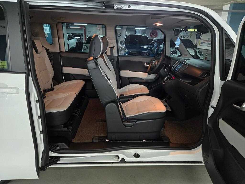 KIA Ray - Vista 10