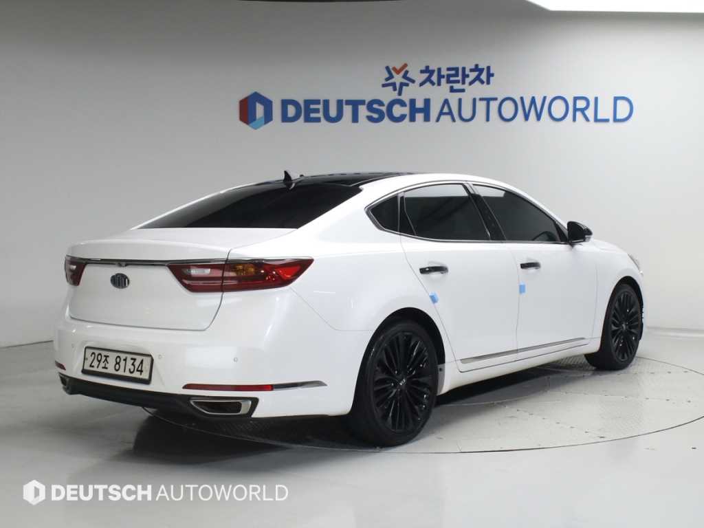 KIA K7 - Vista 2