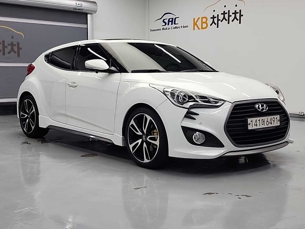 HYUNDAI Veloster - Vista 6