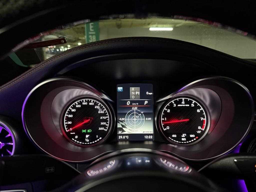 Mercedes Benz C Class 2017 Verde - Importación desde Corea - HF Imports Iquique - Foto 13