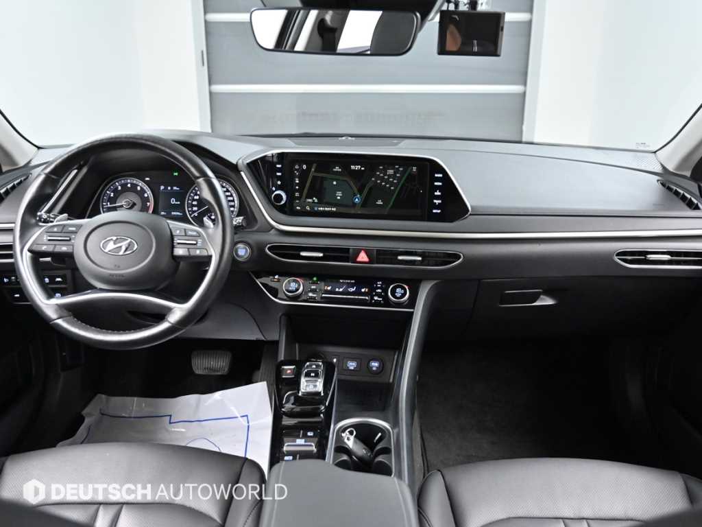 HYUNDAI Sonata - Vista 9