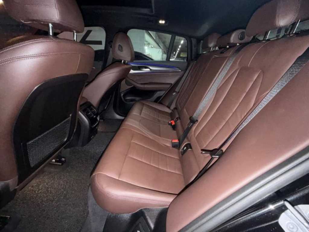 BMW X4 - Vista 7