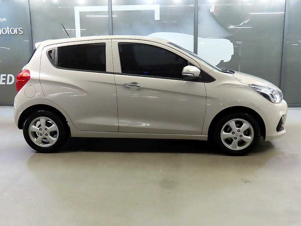 Chevrolet Spark - Vista 3