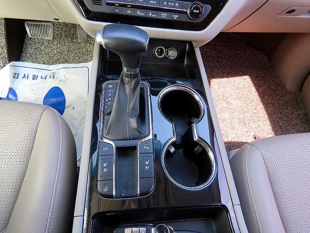 KIA Carnival 2018 Gris - Importación desde Corea - HF Imports Iquique - Foto 13