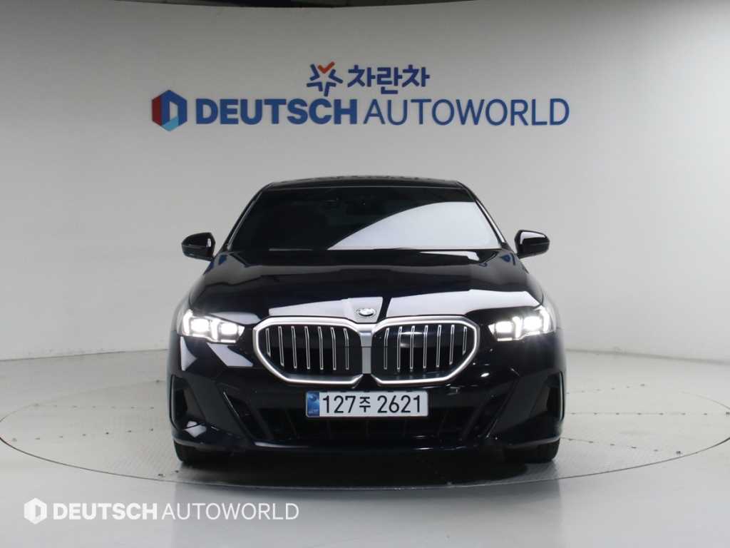 BMW 5 Series 2025 Negro - Importación desde Corea - HF Imports Iquique - Foto 1