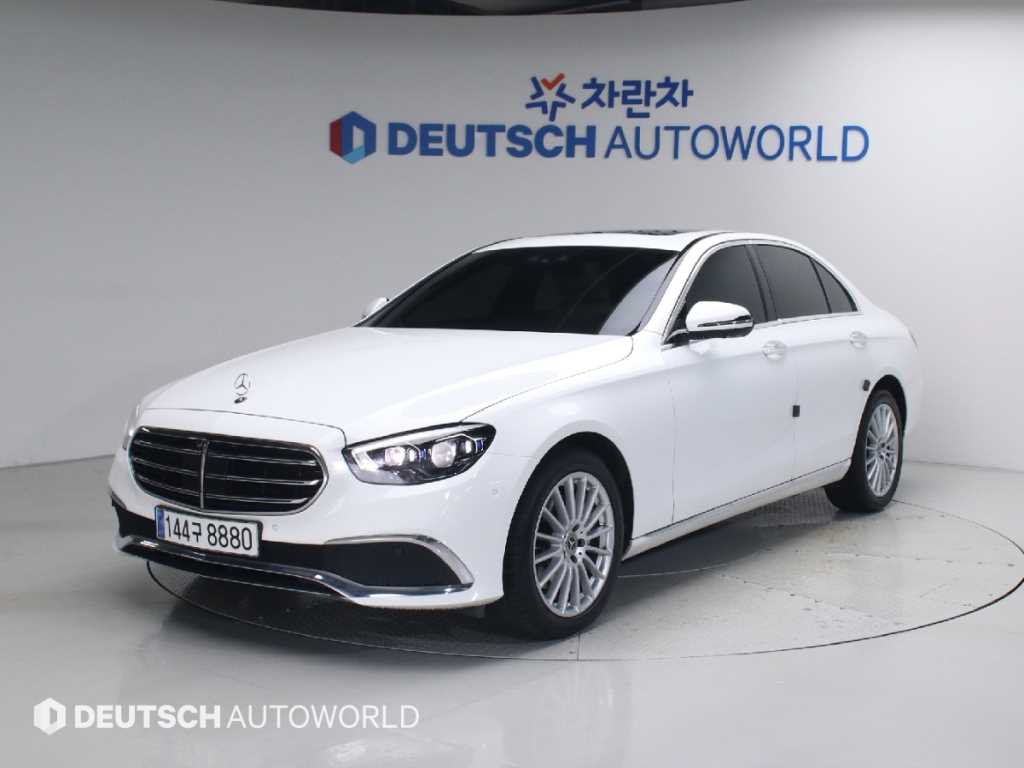 Mercedes Benz E class 2023 Blanco - Importación desde Corea - HF Imports Iquique - Foto 1