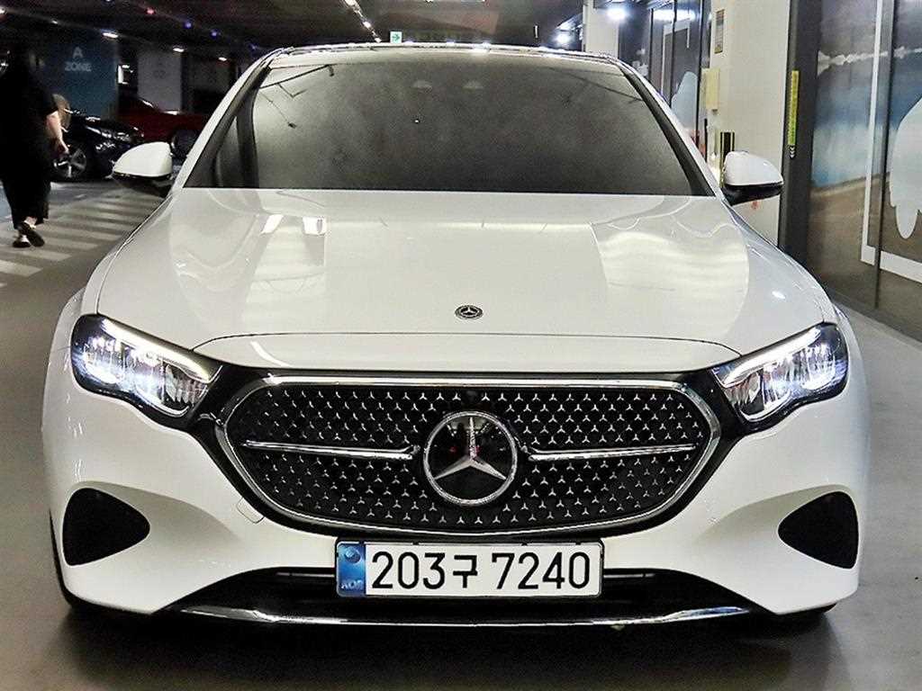 Mercedes Benz E class - Vista 2