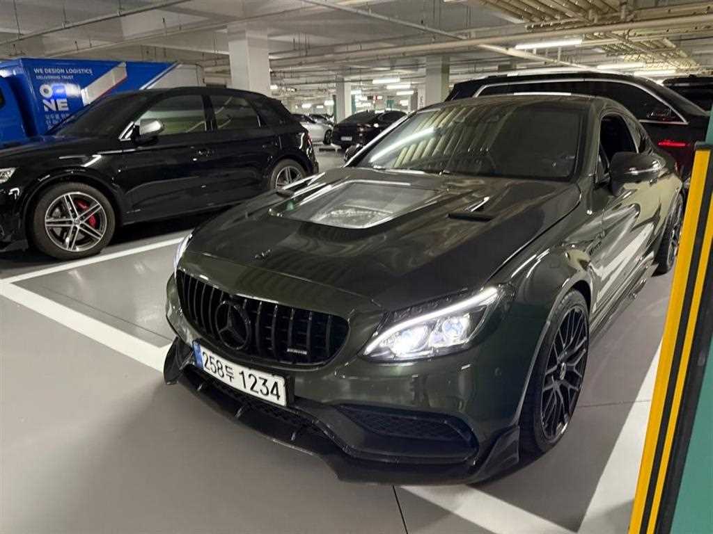 Mercedes Benz C Class - Vista 2