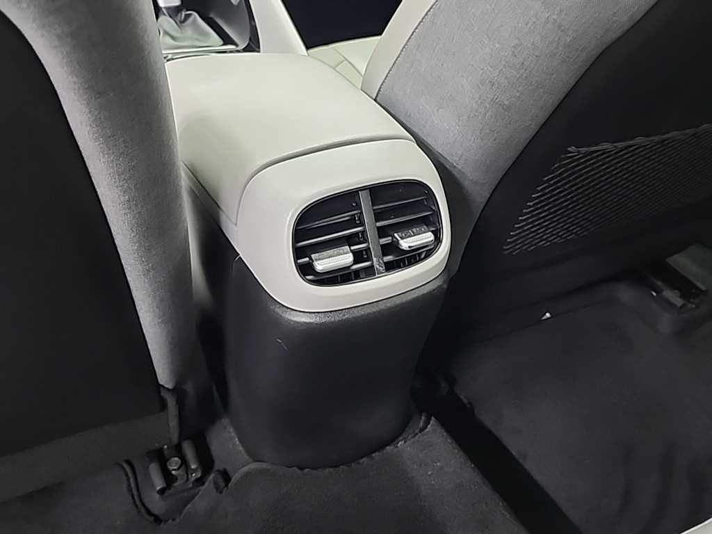 HYUNDAI Avante 2020 Blanco - Importación desde Corea - HF Imports Iquique - Foto 15