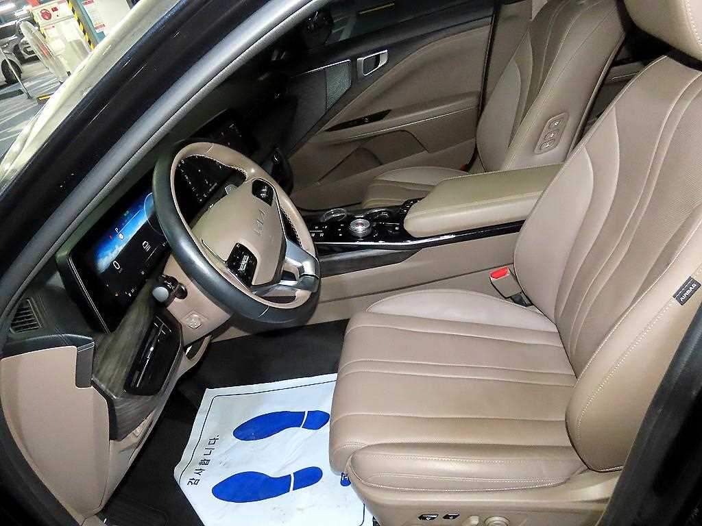 KIA K8 - Vista 8