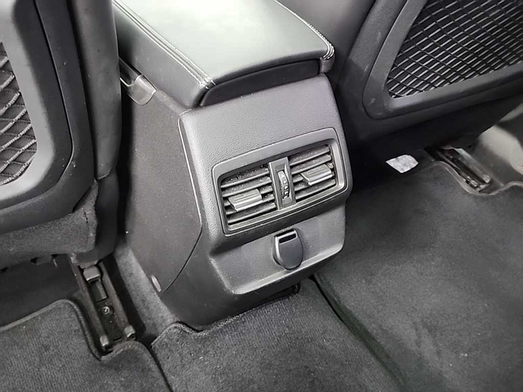 SAMSUNG QM6 2017 Blanco - Importación desde Corea - HF Imports Iquique - Foto 15