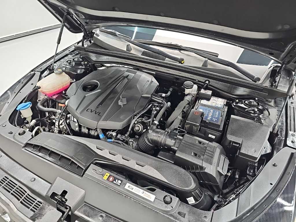 KIA K5 - Vista 7