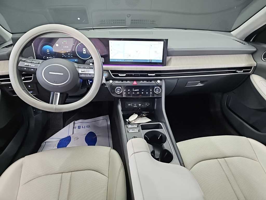 HYUNDAI Sonata - Vista 9