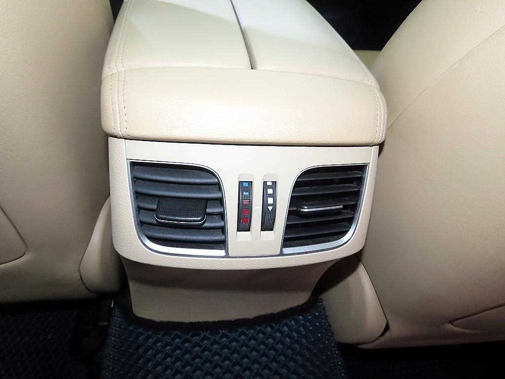 HYUNDAI Genesis 2016 Gris - Importación desde Corea - HF Imports Iquique - Foto 19