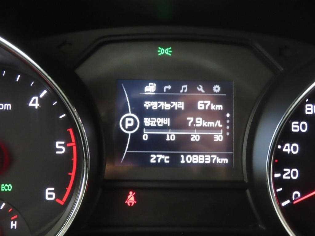 KIA Carnival - Vista 10