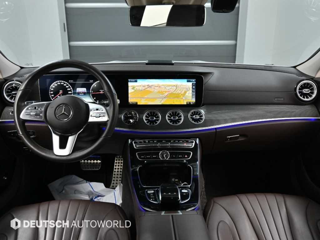 Mercedes Benz CLS Class - Vista 9