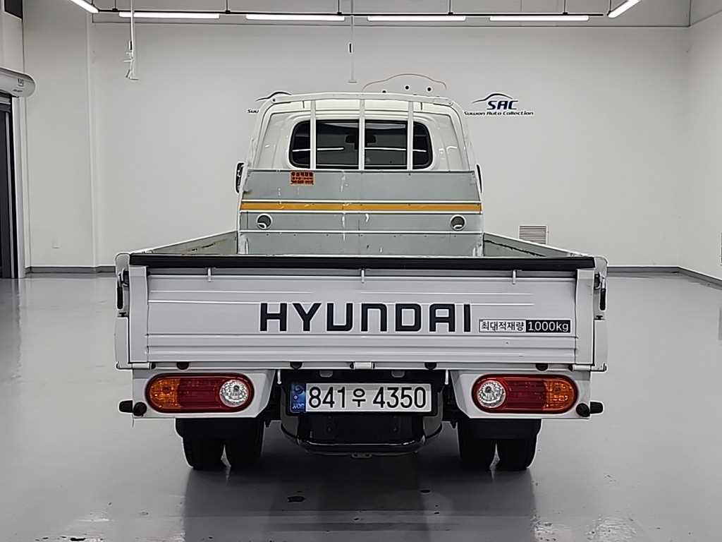 Small Truck Cargo (small) - Vista 3