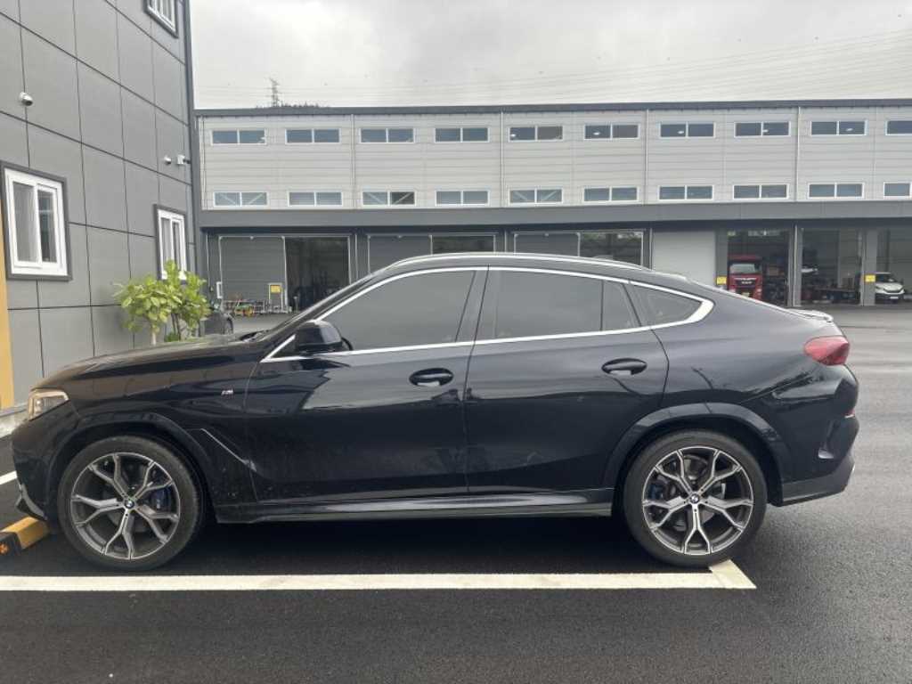 BMW X6 - Vista 2