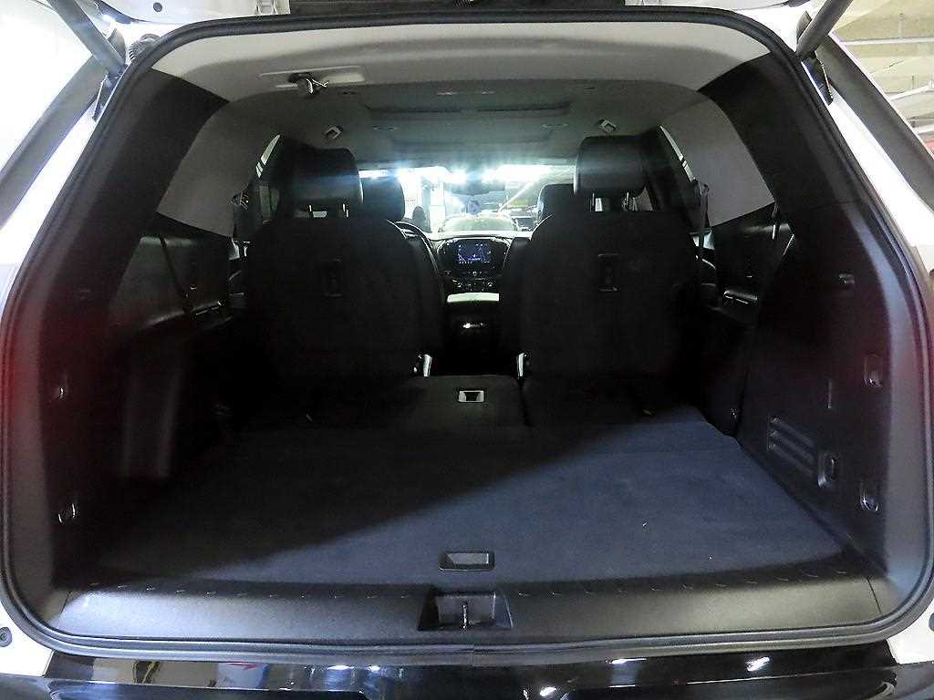 Chevrolet Travers 2021 Blanco - Importación desde Corea - HF Imports Iquique - Foto 18