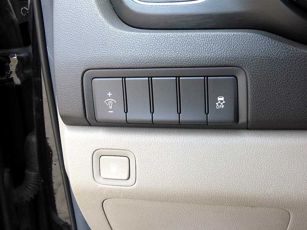 KIA Carnival 2015 - Importación desde Corea - HF Imports Iquique - Foto 14