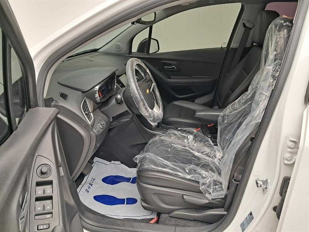 Chevrolet Trax 2018 Blanco - Importación desde Corea - HF Imports Iquique - Foto 13