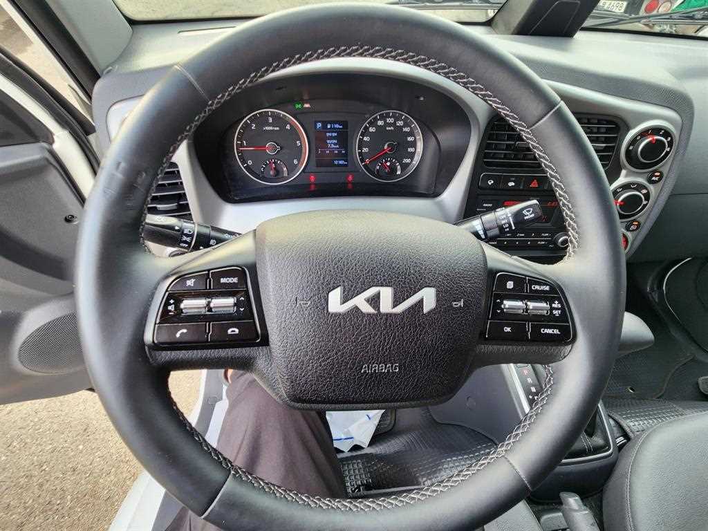 Small Truck Normal Box(High Deck) 2025 Blanco - Importación desde Corea - HF Imports Iquique - Foto 16