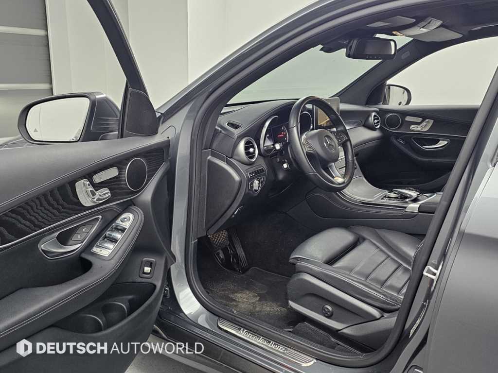 Mercedes Benz GLC Class 2016 Gris - Importación desde Corea - HF Imports Iquique - Foto 13