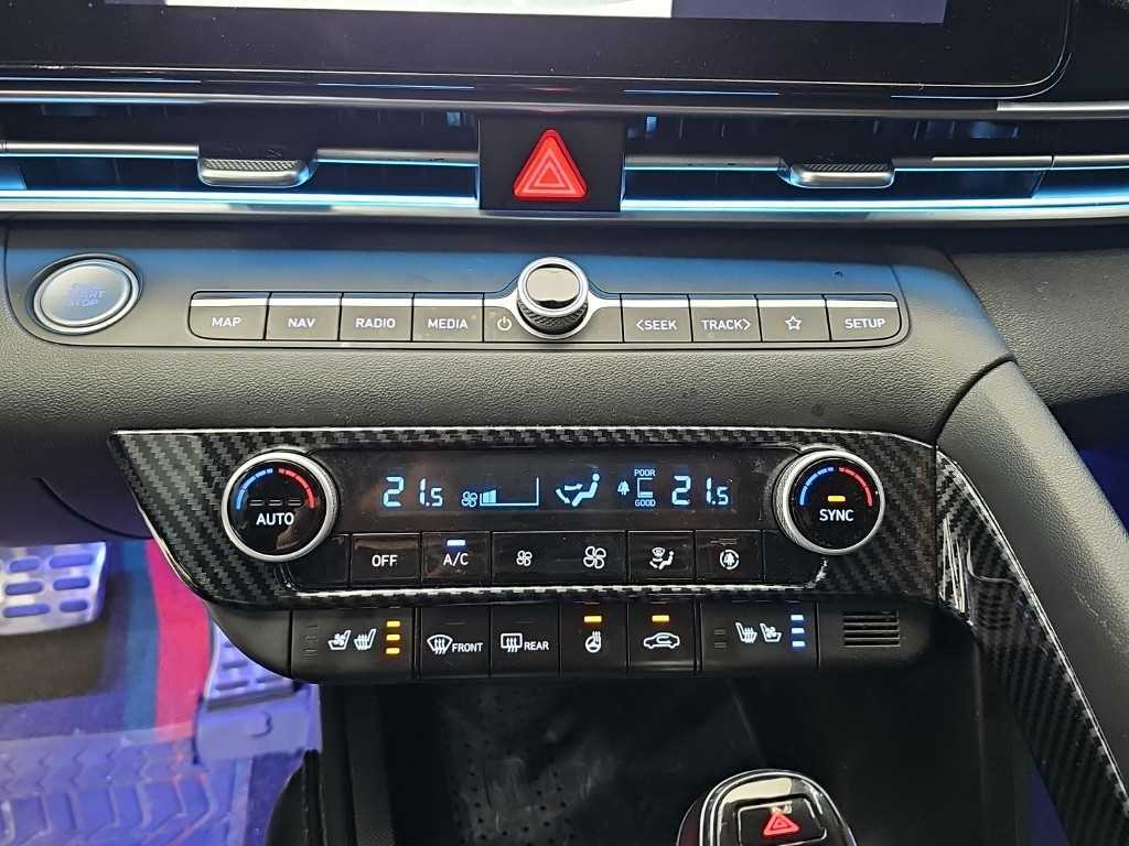 HYUNDAI Avante - Vista 12