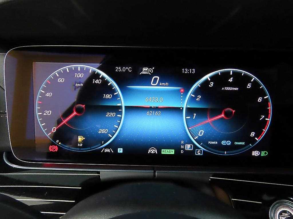 Mercedes Benz E class - Vista 10