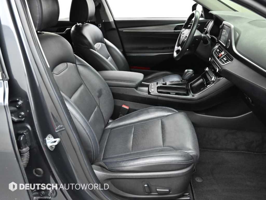 HYUNDAI Grandeur - Vista 12