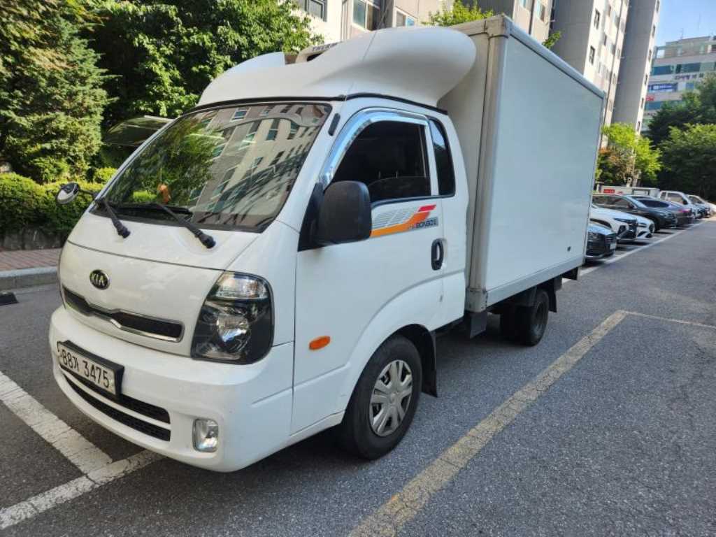 Small Truck Freezer Box(High Deck) 2019 Blanco - Importación desde Corea - HF Imports Iquique - Foto 1