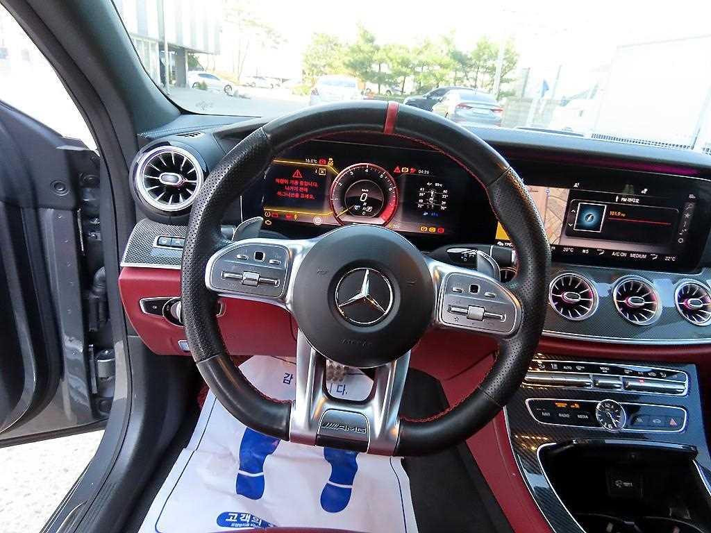 Mercedes Benz CLS Class - Vista 10