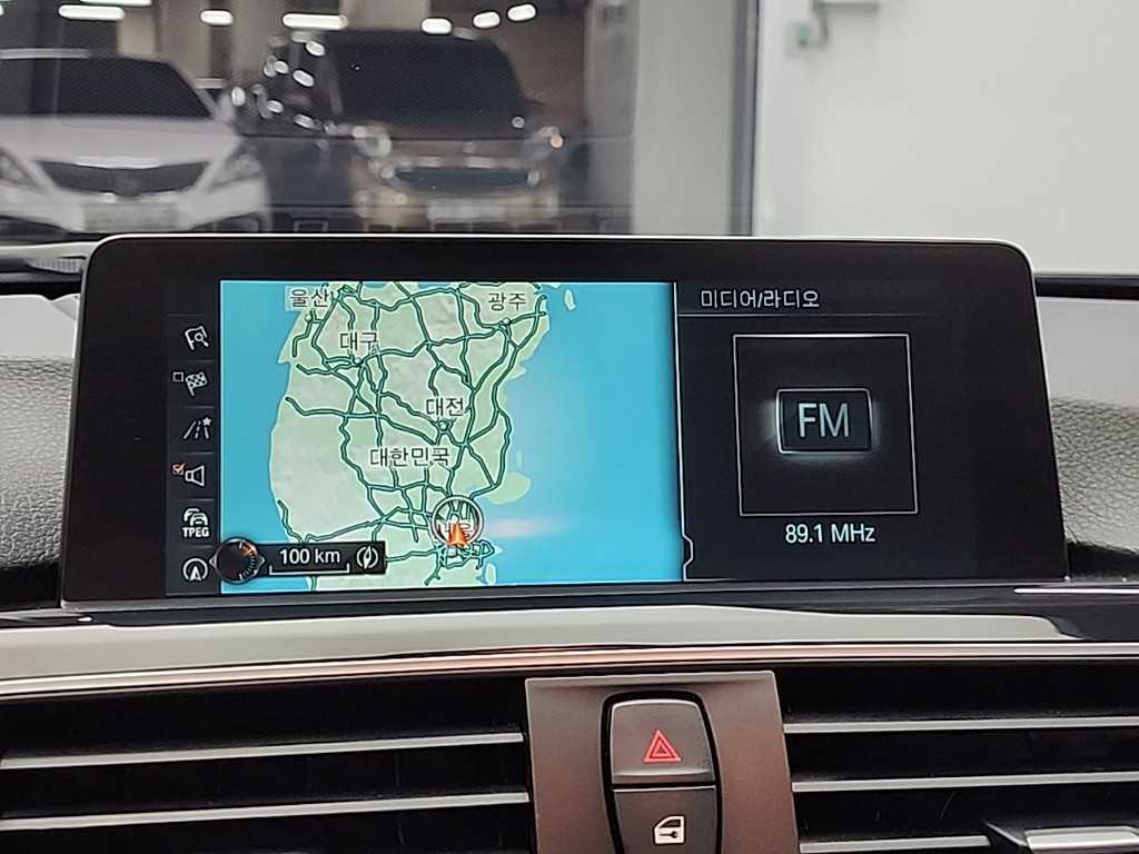 BMW 3 series 2017 Negro - Importación desde Corea - HF Imports Iquique - Foto 16