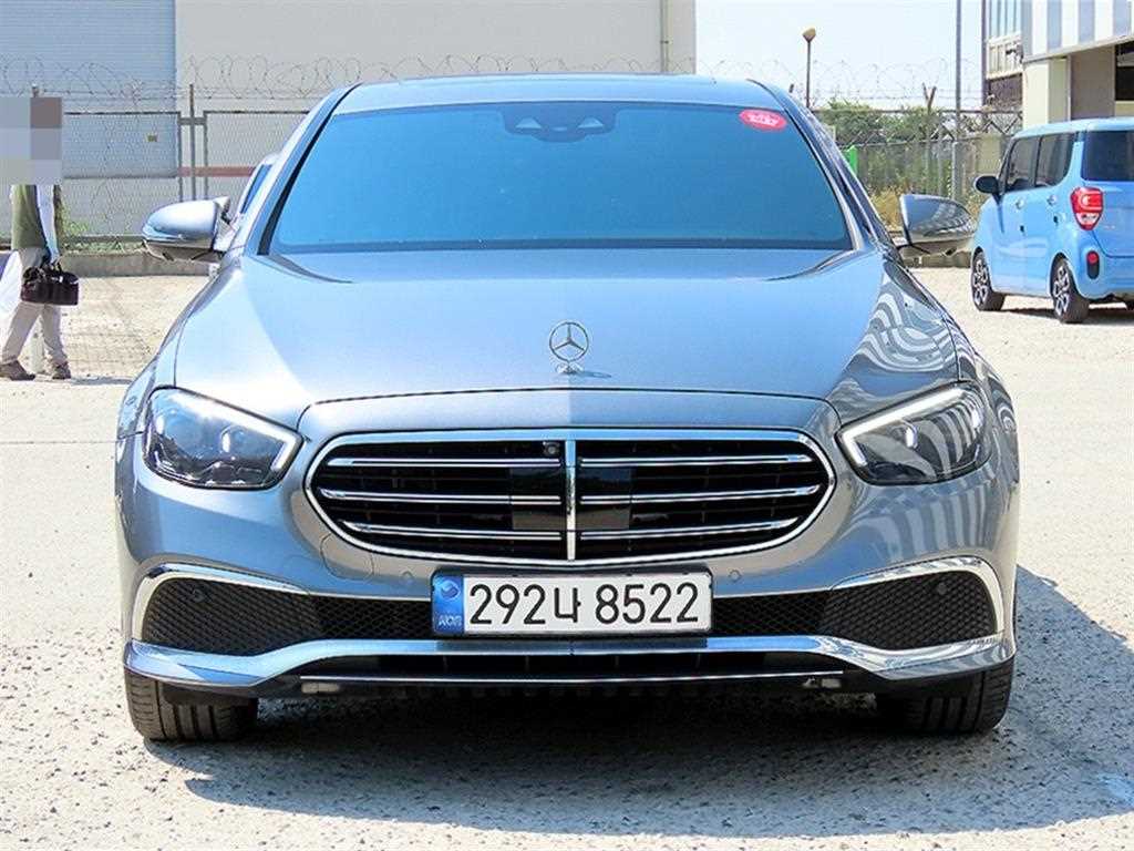 Mercedes Benz E class 2022 Gris - Importación desde Corea - HF Imports Iquique - Foto 1