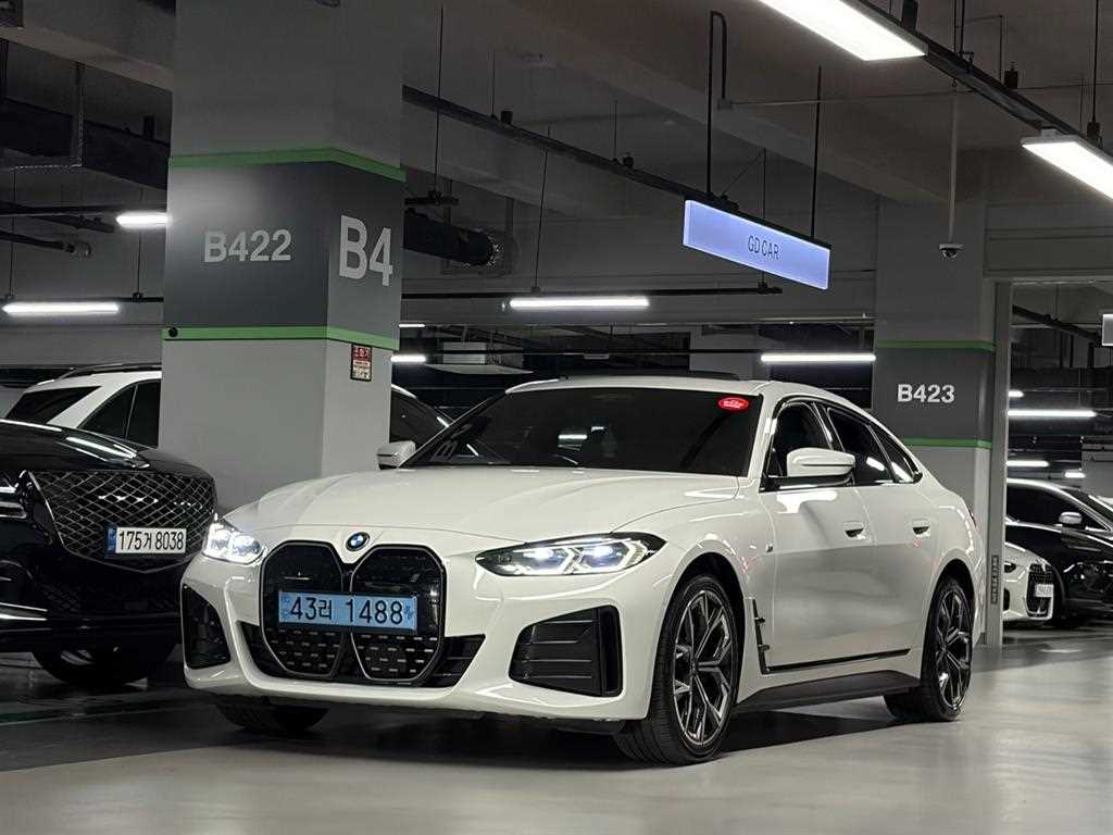 BMW i4 2022 Blanco - Importación desde Corea - HF Imports Iquique - Foto 1