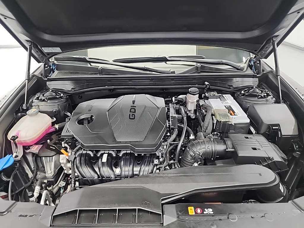 HYUNDAI Grandeur - Vista 7