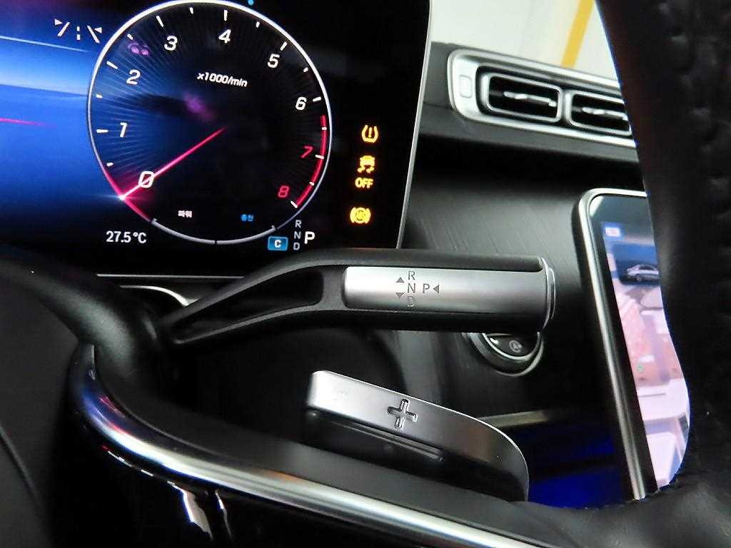 Mercedes Benz S Class - Vista 12