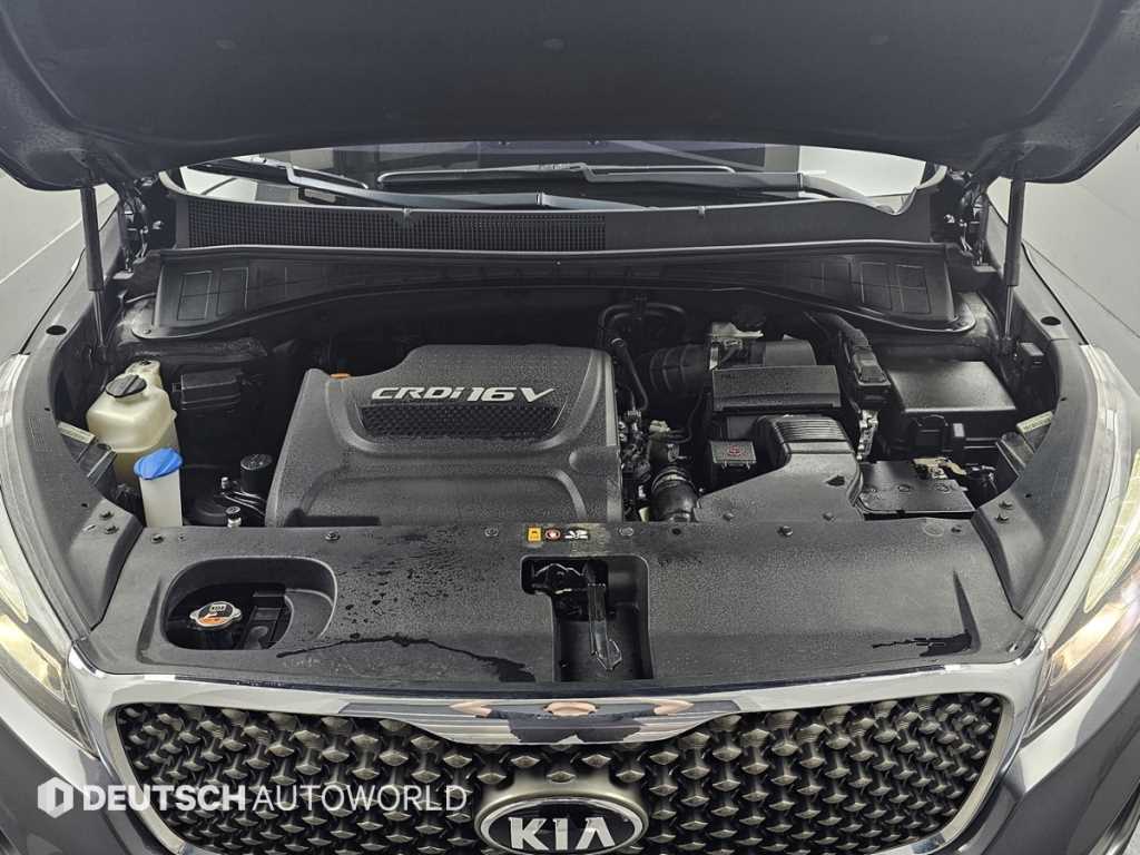 KIA Sorento - Vista 8