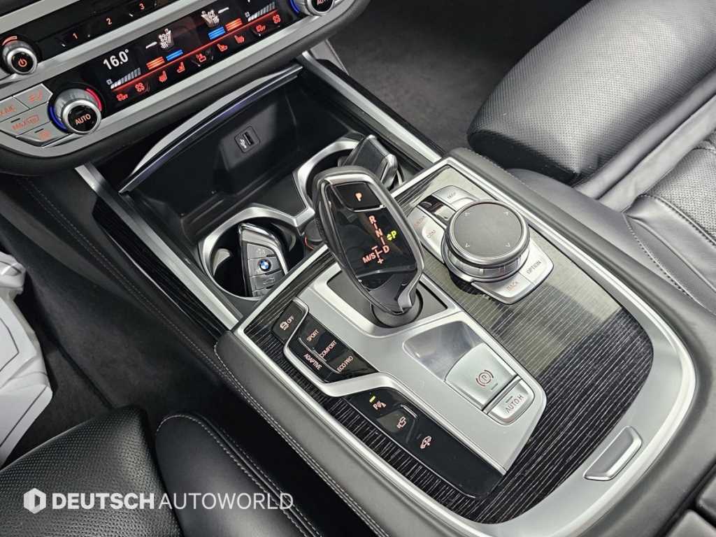 BMW 7 Series - Vista 11