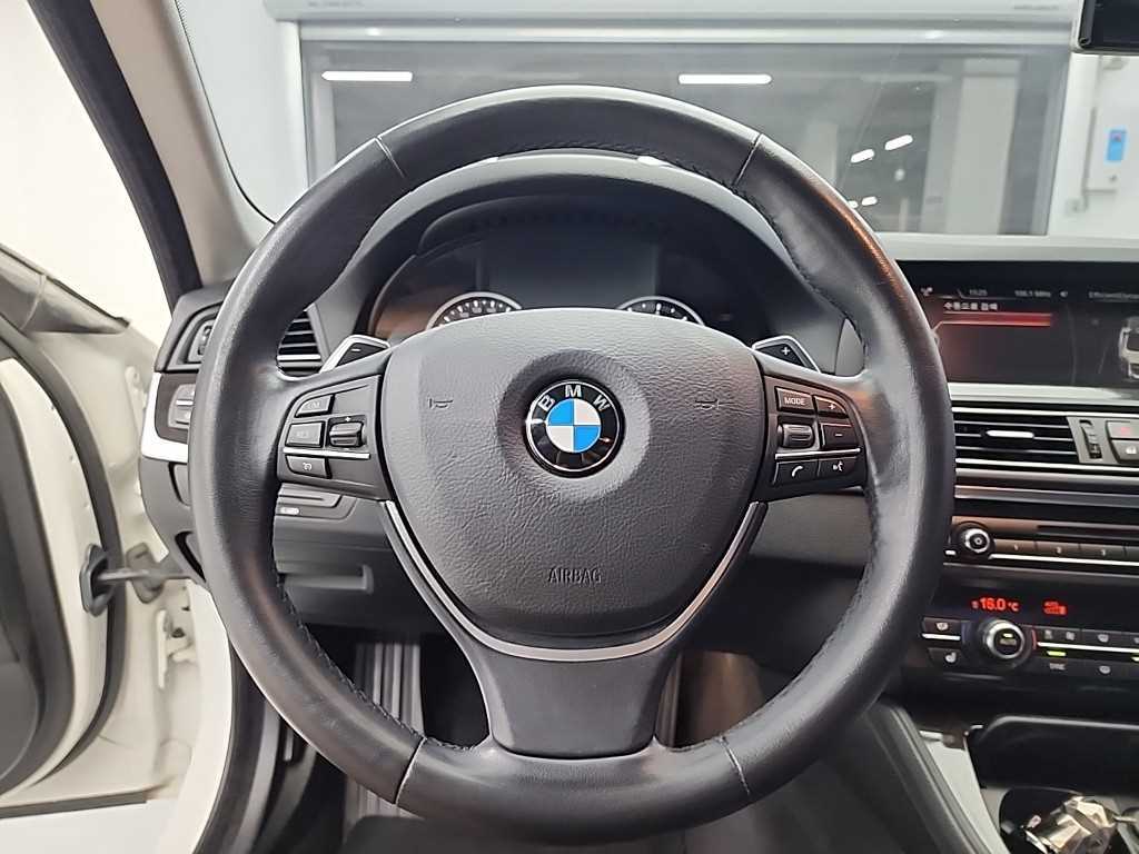 BMW 5 Series - Vista 11
