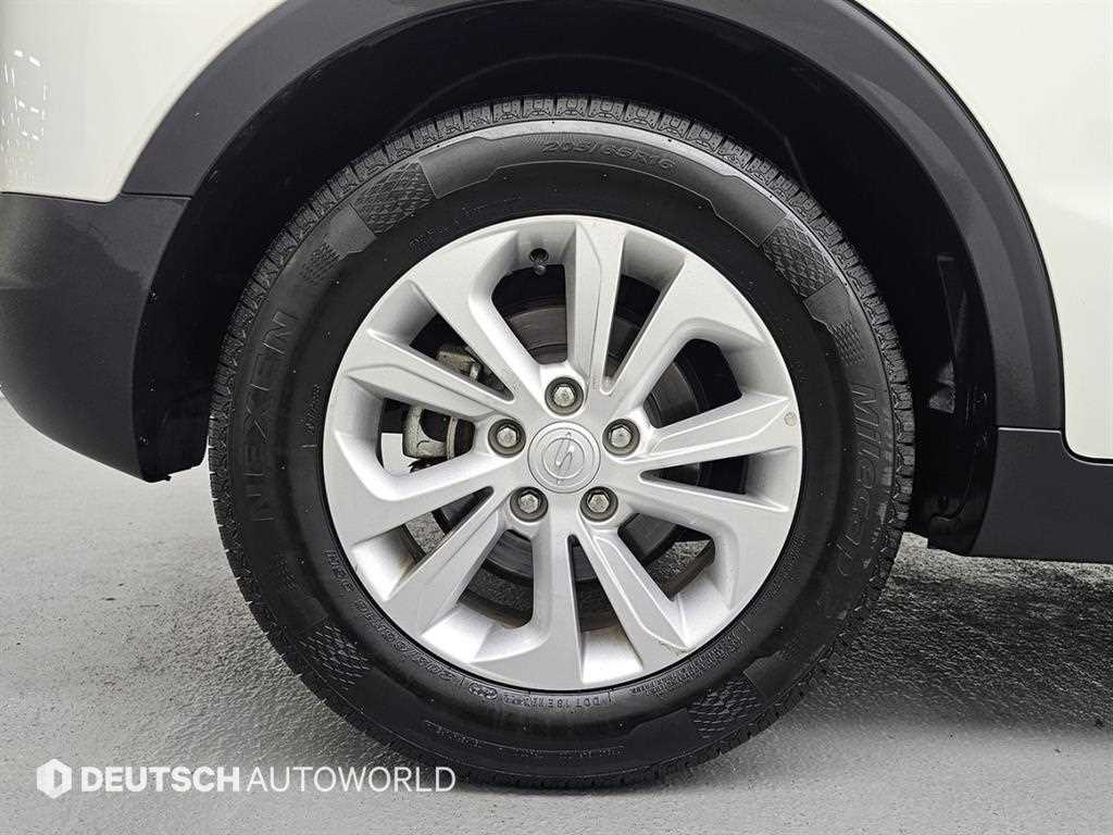 Ssangyong Tivoli - Vista 7