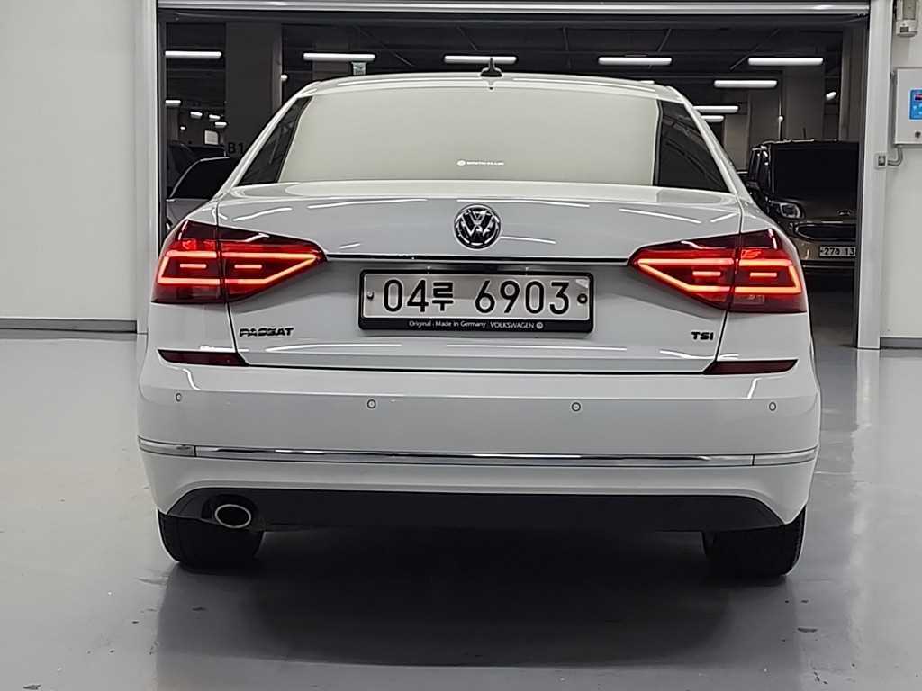 Volkswagen Passat - Vista 3