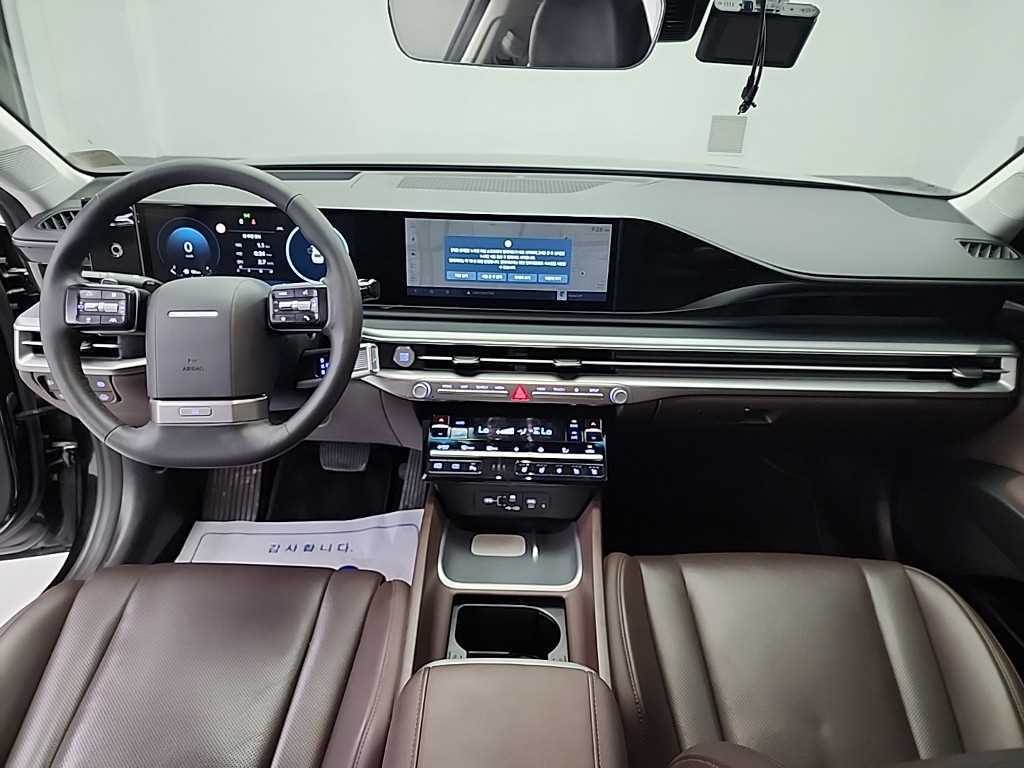 HYUNDAI Grandeur - Vista 9
