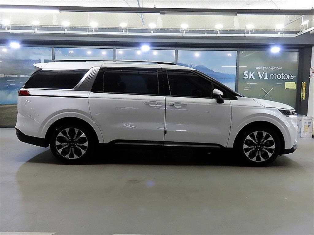 KIA Carnival - Vista 3