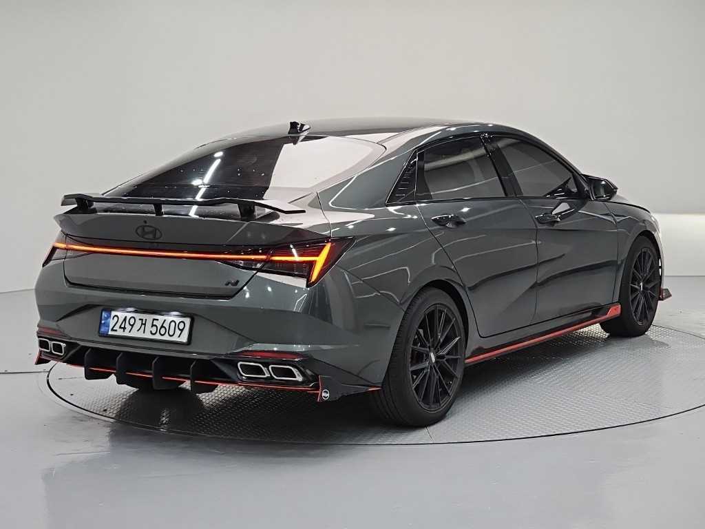 HYUNDAI Avante - Vista 6
