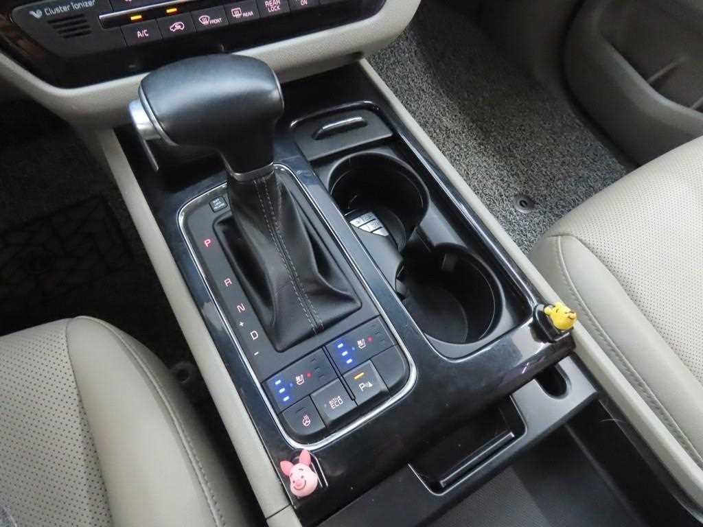 KIA Carnival 2017 Blanco - Importación desde Corea - HF Imports Iquique - Foto 14